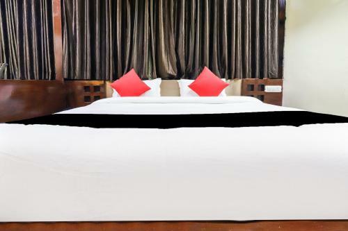 Vaccinated Staff - Capital O 31390 Hotel Ambrosia