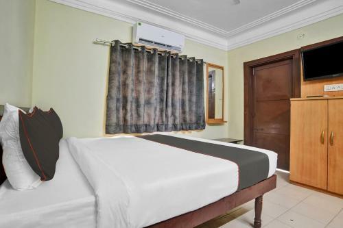 Collection O 82862 Hotel New Uday Palace