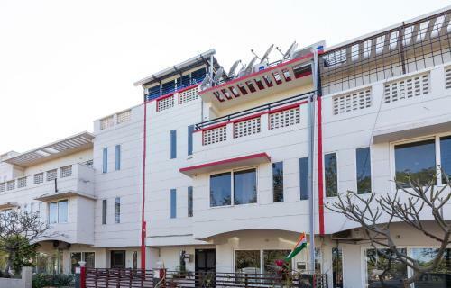 Hotel Rk Rooms & Home Stay