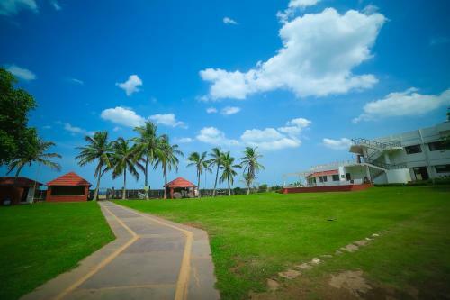 Hotel St.james Court Beach Resort