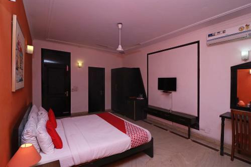 Oyo Flagship 74392 Hotel Mahesh Residency