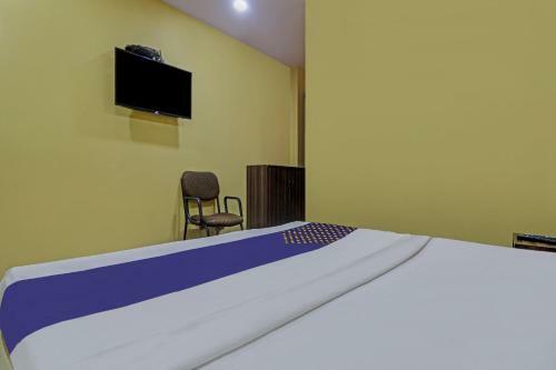 Hotel Spot On 72246 Gayatri Lodge