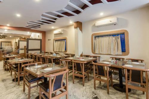 Hotel Capital O 46248 Marjan International