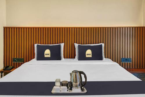 Townhouse Oak Hotel V