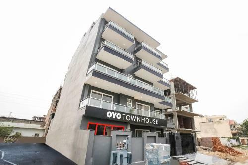 Hotel Oyo Townhouse 148 Sector 46 Gurgaon
