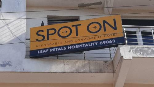 Hostal Leaf Petals Hospitality