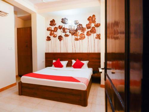 Collection O 62269 Hotel Elegant