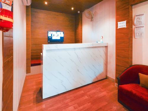 Collection O 62269 Hotel Elegant