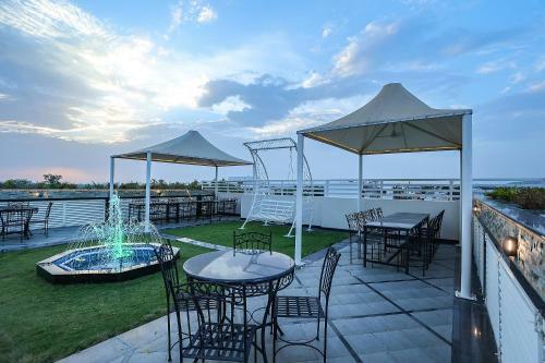 Fabhotel Royal Gm Plaza