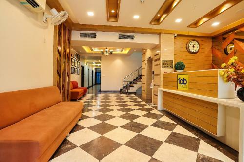 Fabhotel Royal Gm Plaza