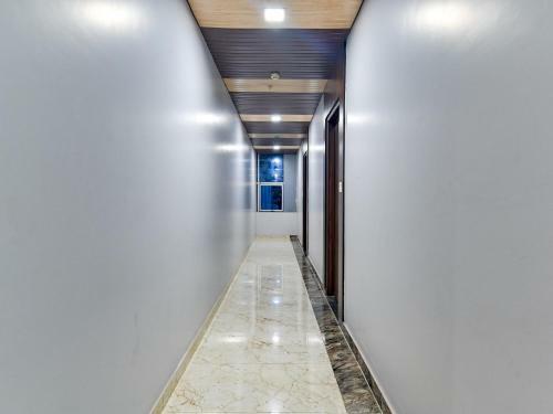 Fabhotel Manchester Grand