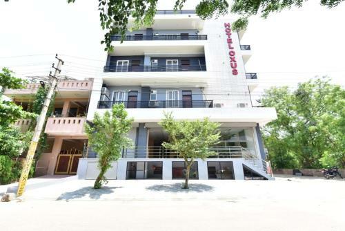 Hotel Oxus, Partap Nagar