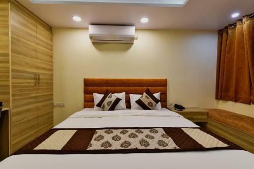 Pinkcity Prime By Gayatri Hotels