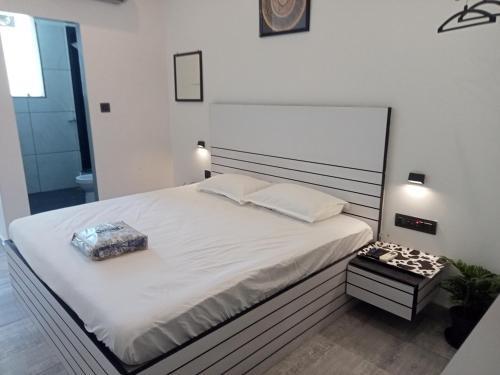 Bed & Breakfast Divy Villa Home@b-38