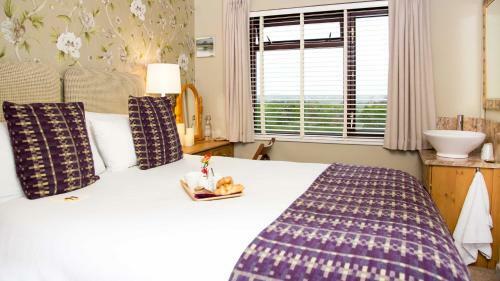 Fields Lodge Bed & Breakfast