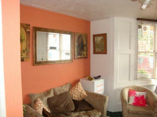 Posada Spencer Court