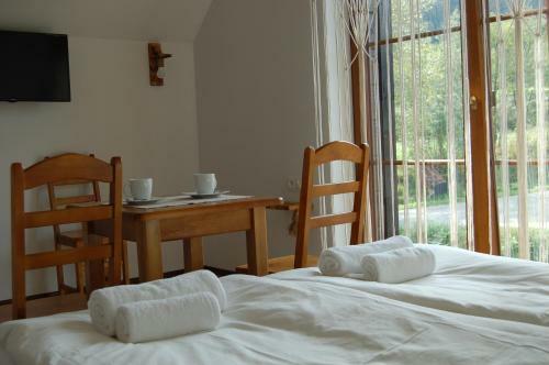 Bed & Breakfast Cisna Chata