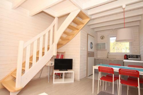 S?oneczna Kajuta - Apartmenty/domki
