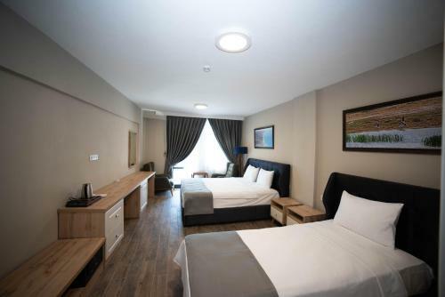 Hotel ?mroz Elia Otel