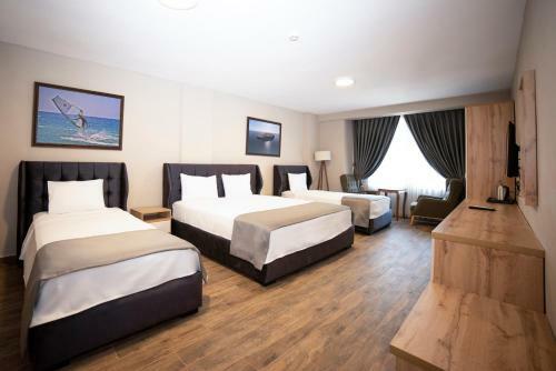 Hotel ?mroz Elia Otel