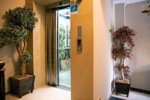 Hotel ?mroz Elia Otel