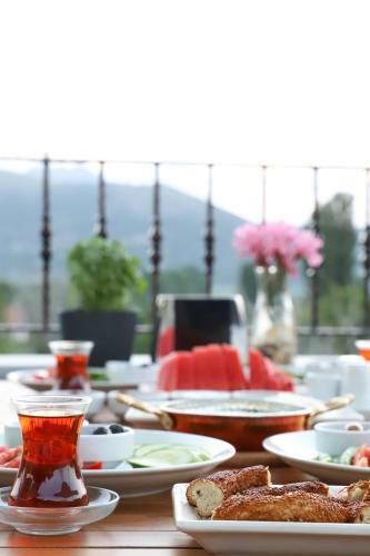 Hotel ?mroz Elia Otel