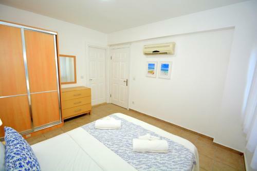 Sea And You Beachfront Apartments