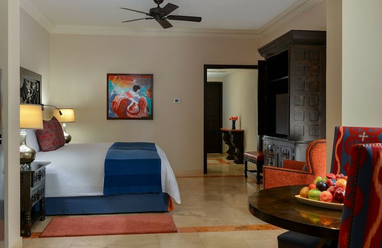 Hotel Pueblo Bonito Sunset Beach Resort & Spa
