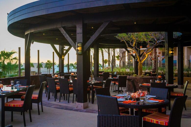 Hotel Pueblo Bonito Sunset Beach Resort & Spa