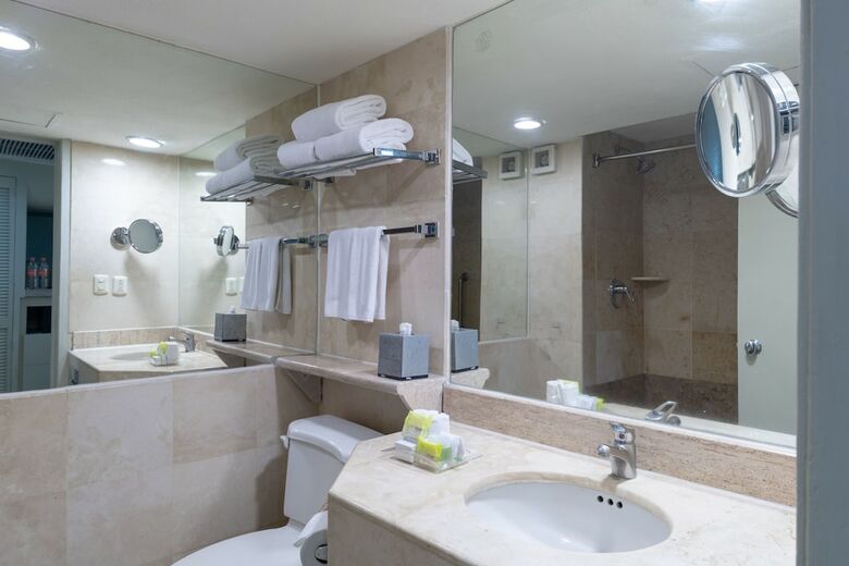 Hotel Holiday Inn Guadalajara Expo