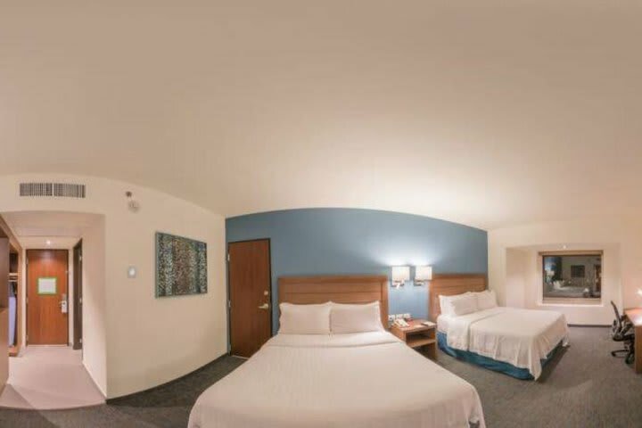 Hotel Holiday Inn Guadalajara Expo