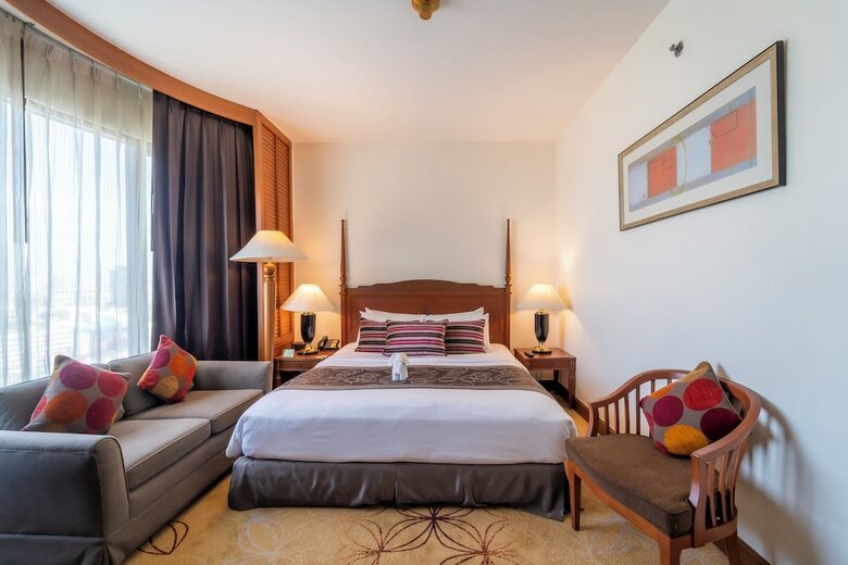 Hotel Century Park