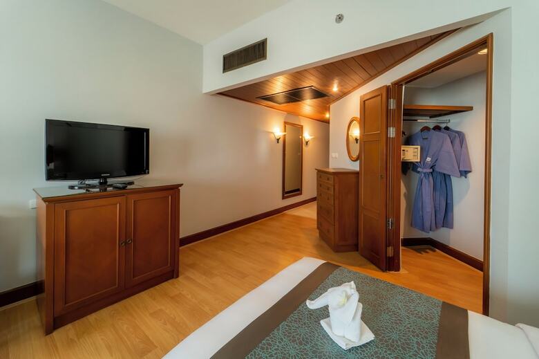 Hotel Century Park