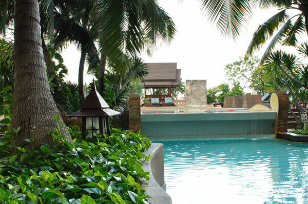 Hotel Century Park