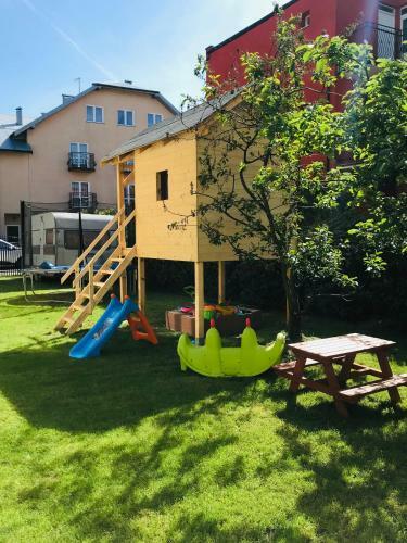 Pokoje I Apartamenty 200 M Do Pla?y