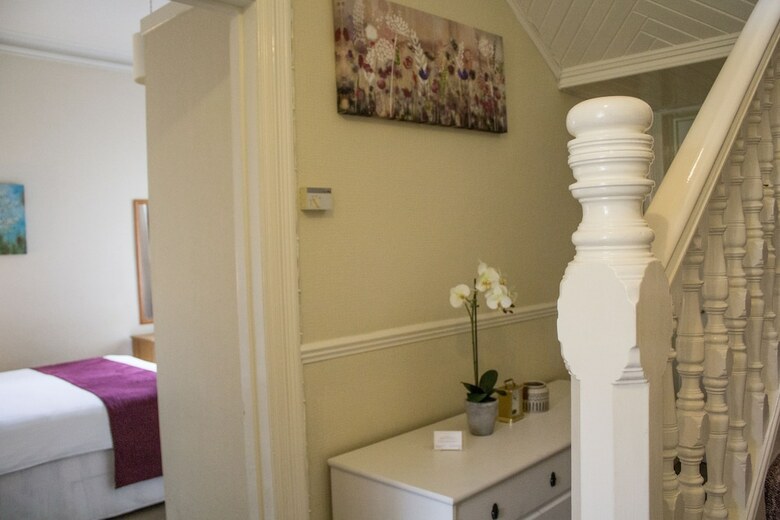 Hostal Hazeldene Guest House