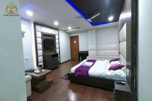 Hotel Gagan Suite
