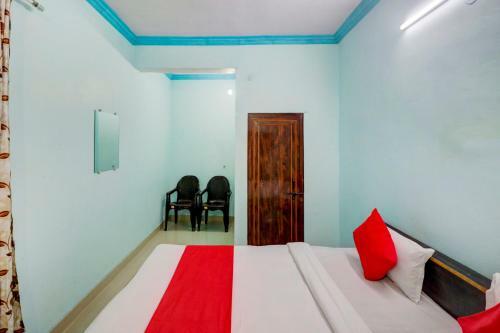 Oyo 84006 Hotel Shiv Kripa