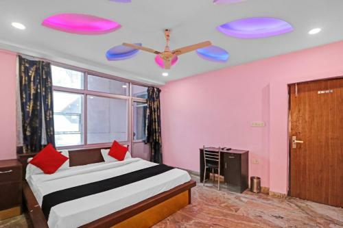 Fabhotel Karma