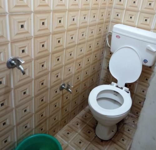 Hotel Raahi Palace By Wb Inn, Kanpur