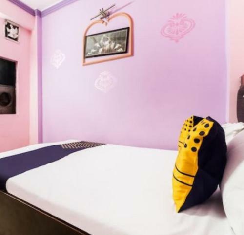Hotel Asha Palace By Wb Inn, Kanpur