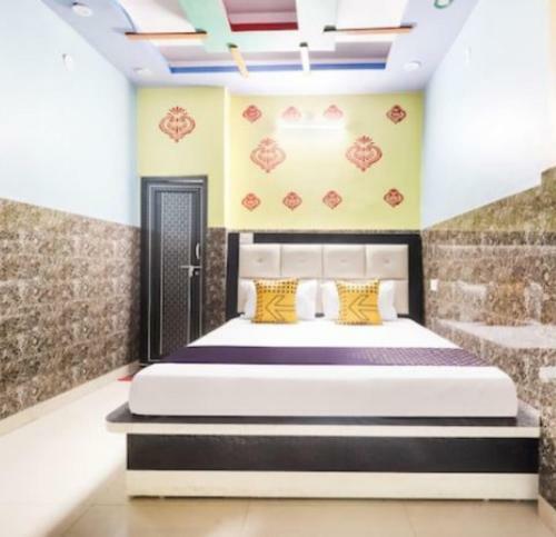 Hotel Asha Palace By Wb Inn, Kanpur