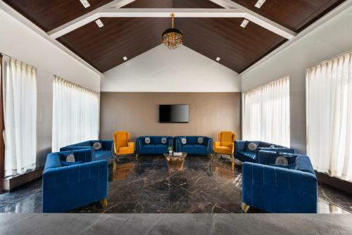 Hotel Paramount Riverfront Resort & Spa, Karjat