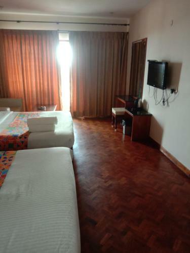 Hotel Yogi Cool Stay Residency