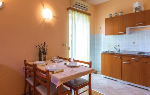 Apartment Begi? Makarska
