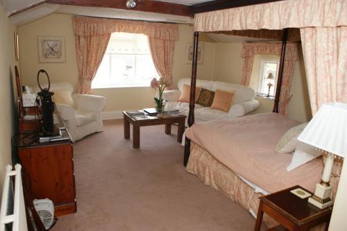 Bed & Breakfast Cary Fitzpaine House
