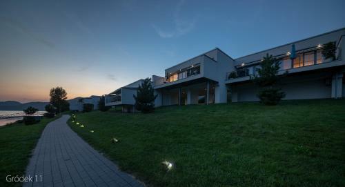 Apartment S?oneczny Gr�dek 11