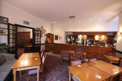 The Crown Hotel Stone