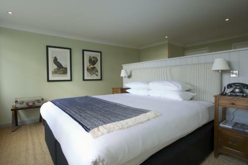 The Manor At Sway ? Hotel, Restaurant And Gardens