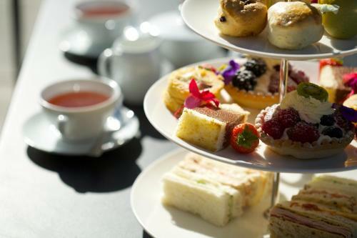 The Manor At Sway ? Hotel, Restaurant And Gardens